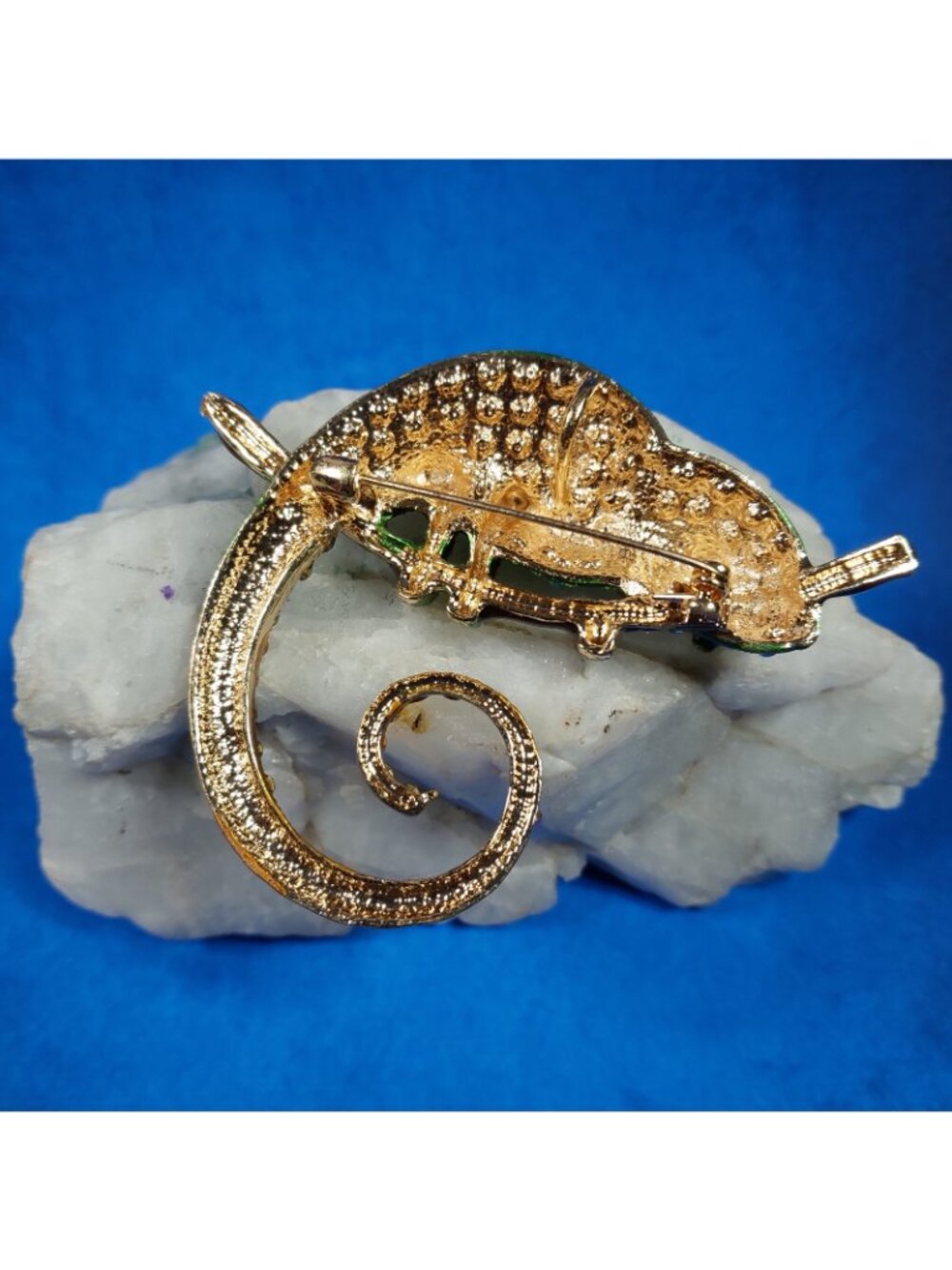 Colorful rhinestone Chameleon brooch/ pendant - Picture 3 of 8